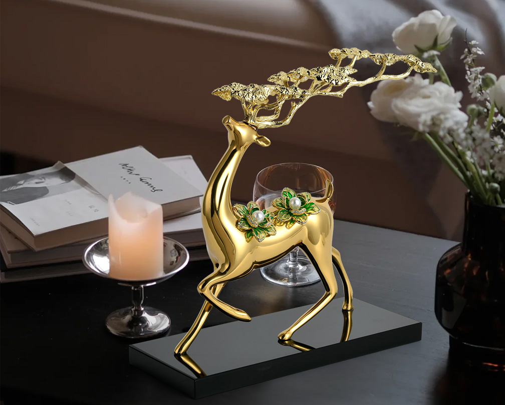 Đồ trang trí hươu bằng đồng nhẹ sang trọng